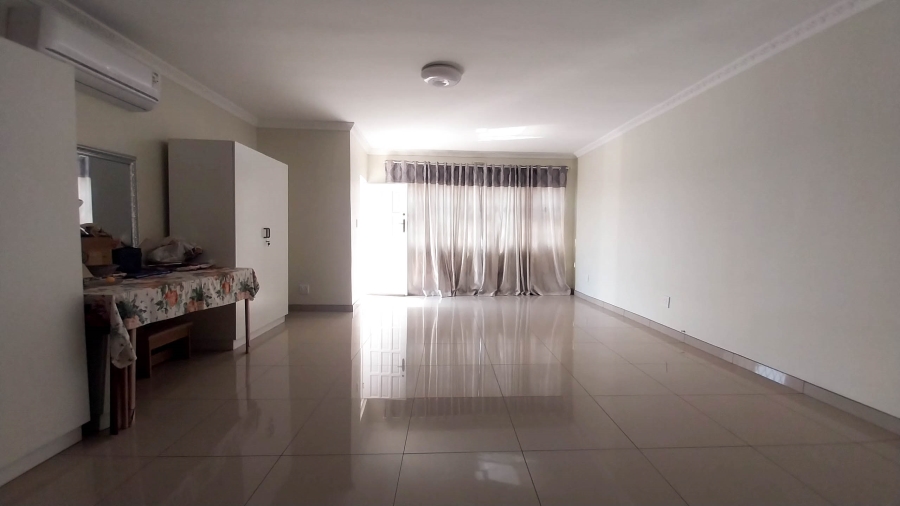 4 Bedroom Property for Sale in Woodview KwaZulu-Natal