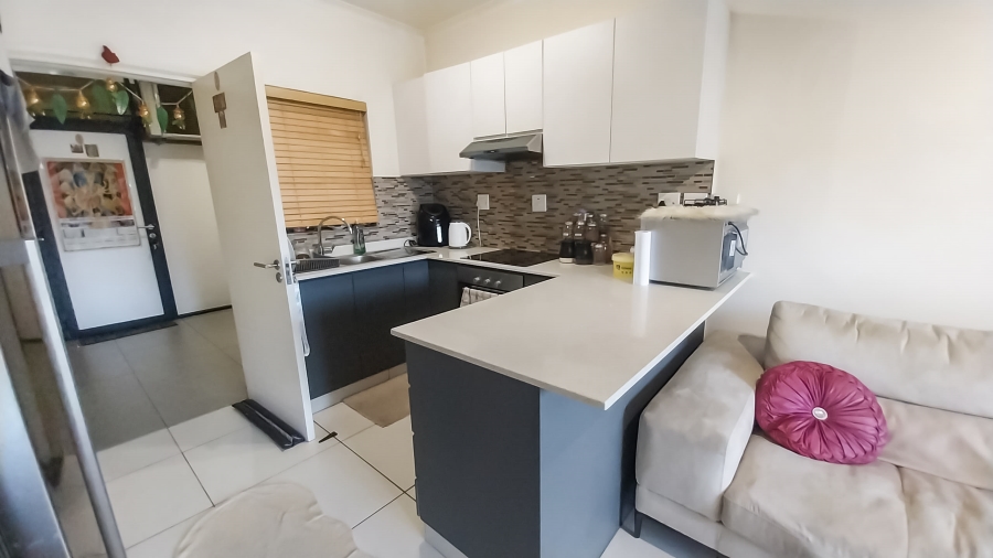 To Let 2 Bedroom Property for Rent in Umhlanga Ridge KwaZulu-Natal