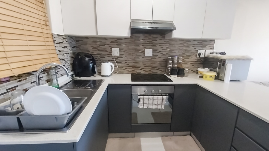 To Let 2 Bedroom Property for Rent in Umhlanga Ridge KwaZulu-Natal