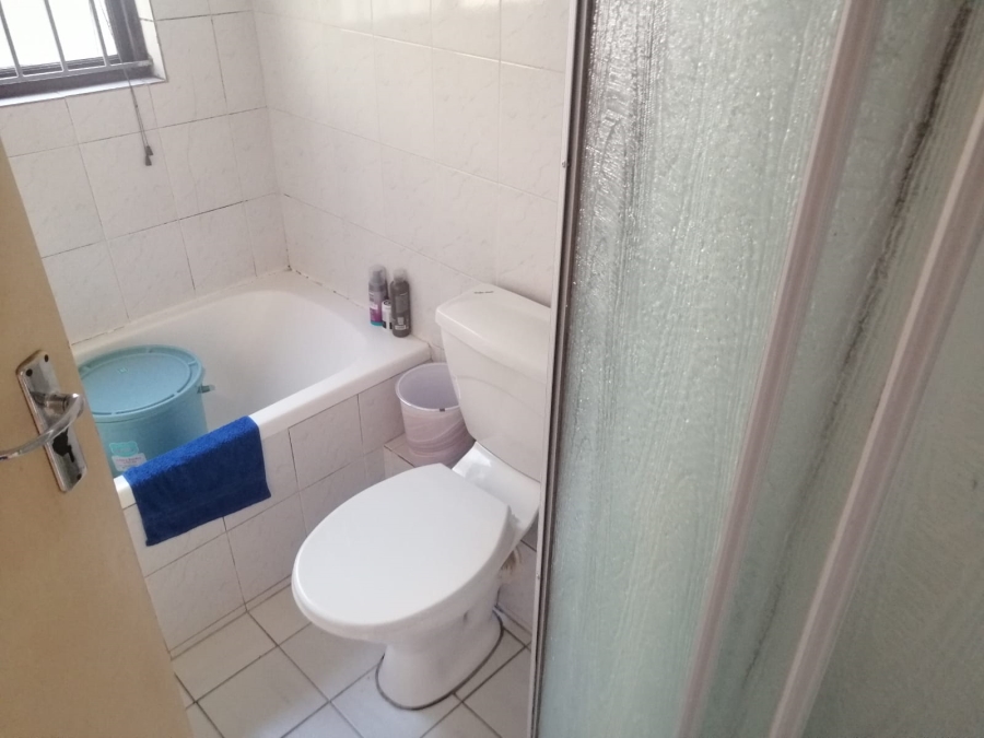 To Let 1 Bedroom Property for Rent in Bellair KwaZulu-Natal