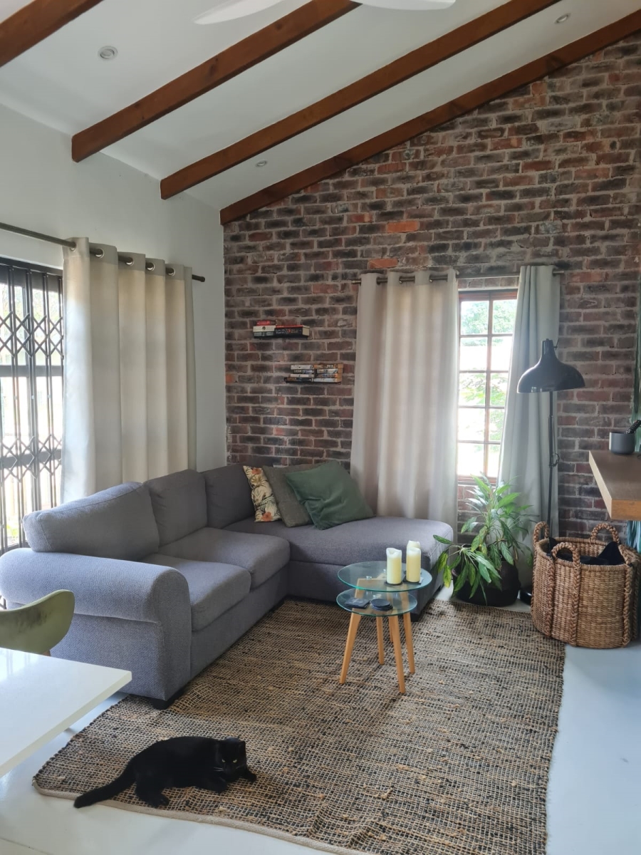 To Let 1 Bedroom Property for Rent in Salt Rock KwaZulu-Natal