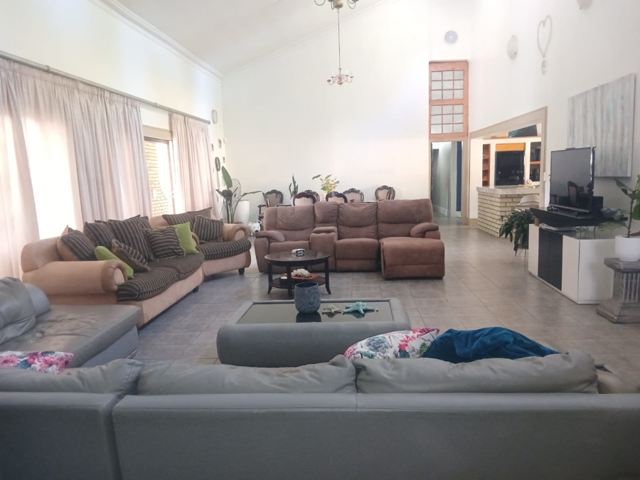To Let 4 Bedroom Property for Rent in Mtunzini KwaZulu-Natal