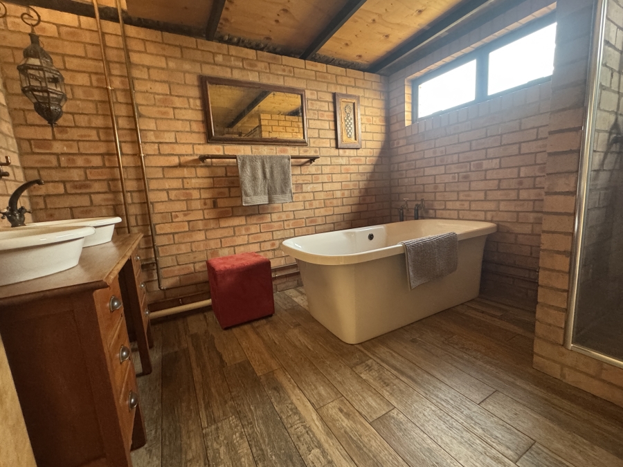 5 Bedroom Property for Sale in Impendle Rural KwaZulu-Natal