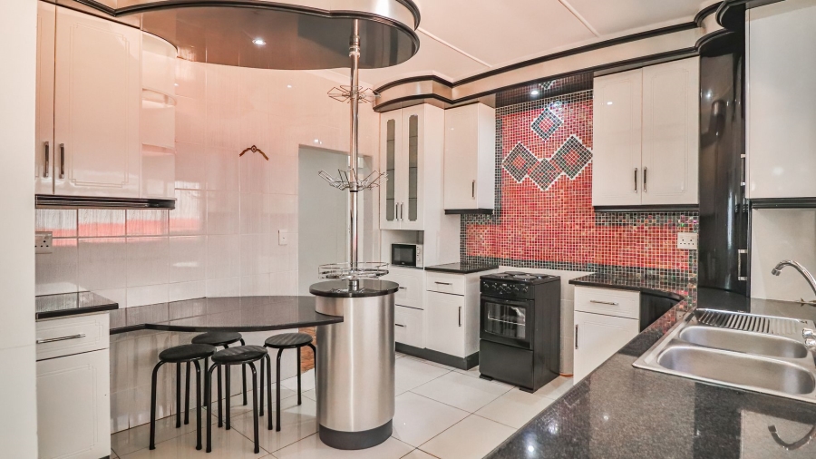 4 Bedroom Property for Sale in Boughton KwaZulu-Natal