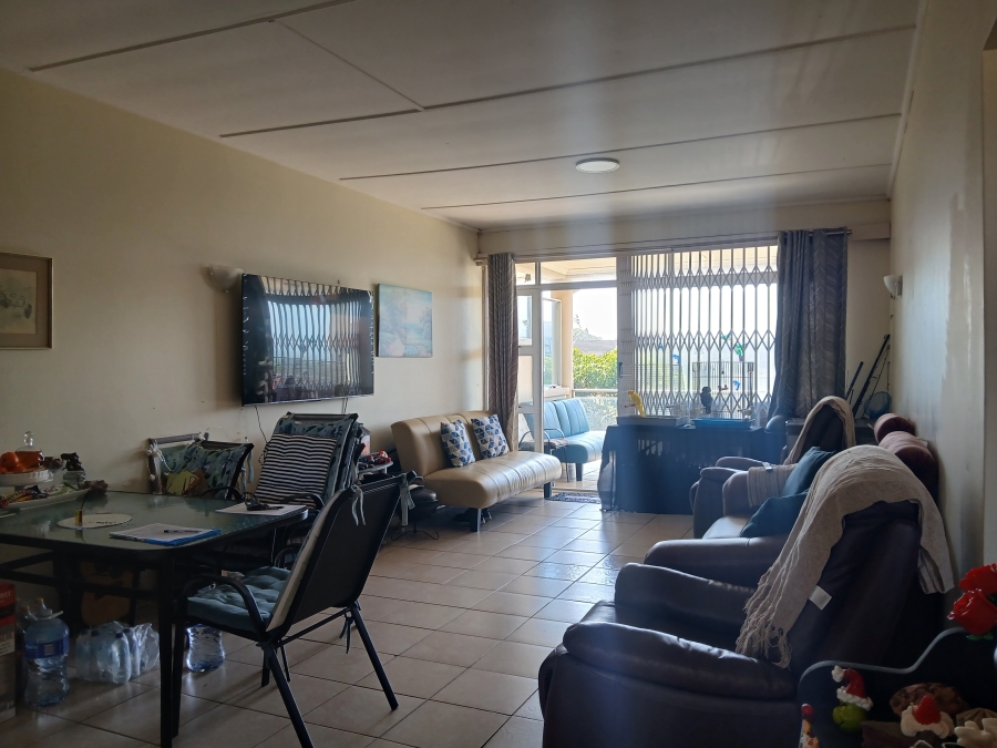 2 Bedroom Property for Sale in Uvongo KwaZulu-Natal