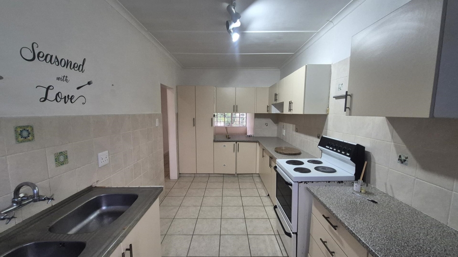 3 Bedroom Property for Sale in Chase Valley KwaZulu-Natal