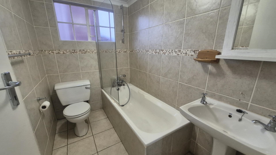 3 Bedroom Property for Sale in Chase Valley KwaZulu-Natal