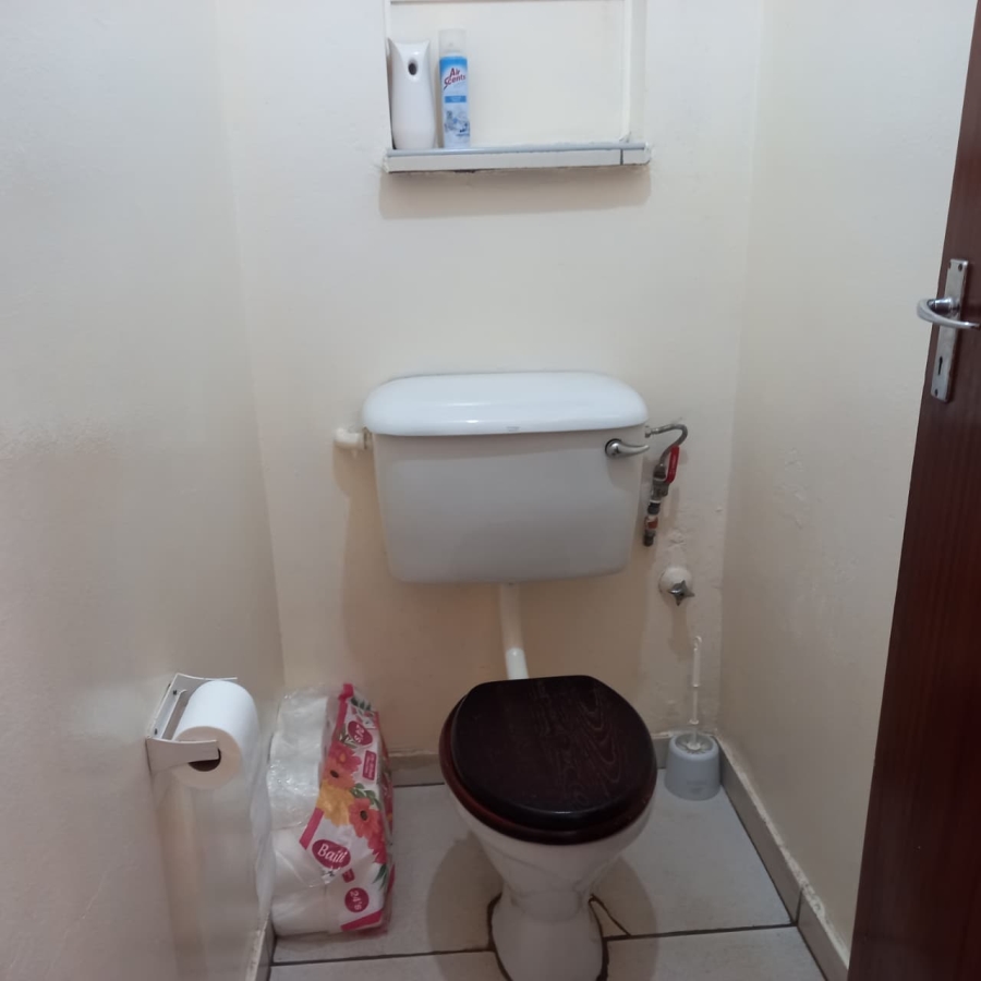 2 Bedroom Property for Sale in Fairview KwaZulu-Natal