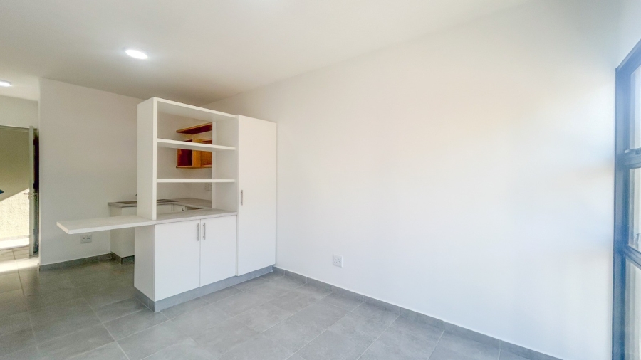 To Let 1 Bedroom Property for Rent in Salt Rock KwaZulu-Natal