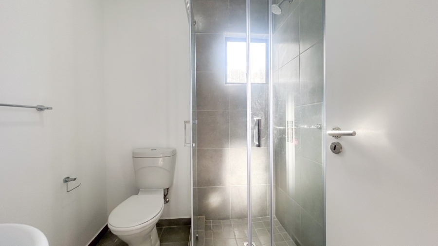 To Let 1 Bedroom Property for Rent in Salt Rock KwaZulu-Natal