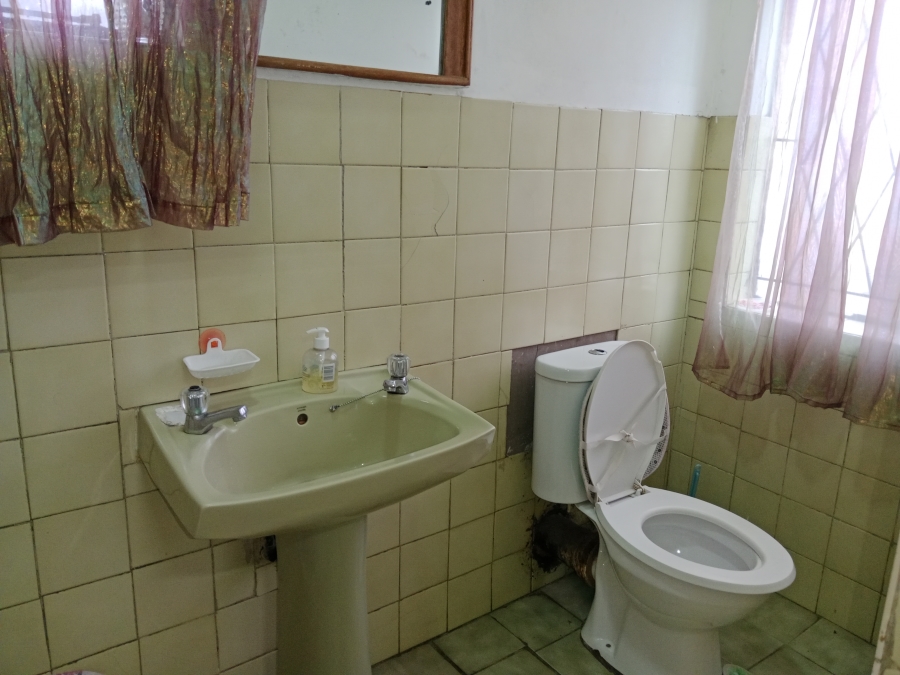 5 Bedroom Property for Sale in Raisethorpe KwaZulu-Natal