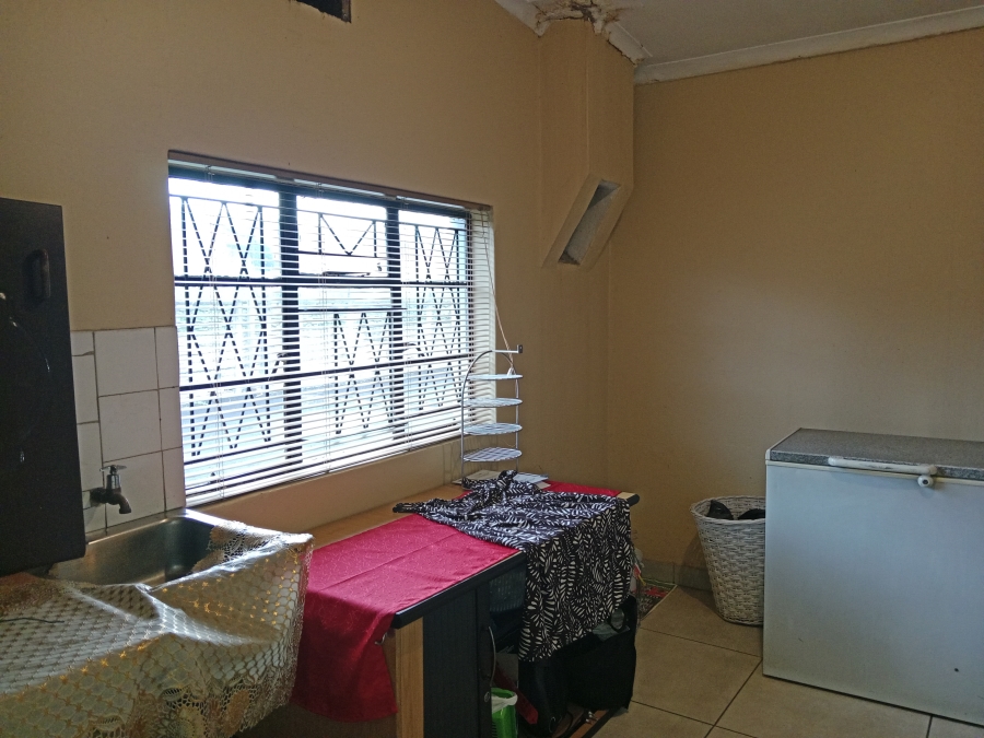 5 Bedroom Property for Sale in Raisethorpe KwaZulu-Natal