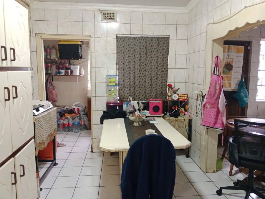 5 Bedroom Property for Sale in Raisethorpe KwaZulu-Natal