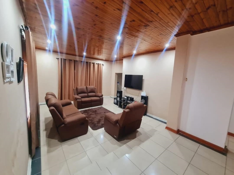 3 Bedroom Property for Sale in Newholme KwaZulu-Natal
