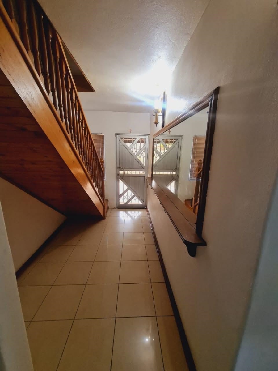 3 Bedroom Property for Sale in Newholme KwaZulu-Natal