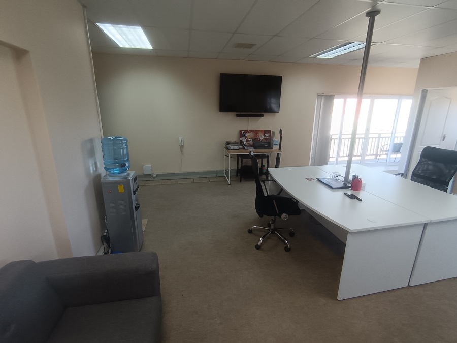 To Let Commercial Property for Rent in Mount Edgecombe KwaZulu-Natal