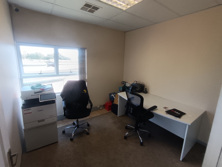 To Let Commercial Property for Rent in Mount Edgecombe KwaZulu-Natal