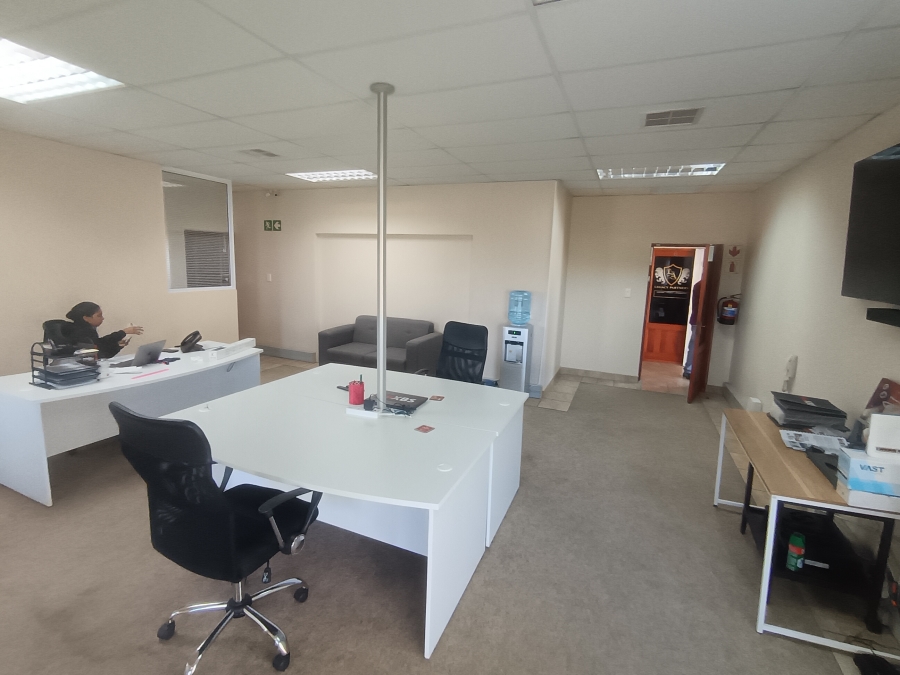 To Let Commercial Property for Rent in Mount Edgecombe KwaZulu-Natal