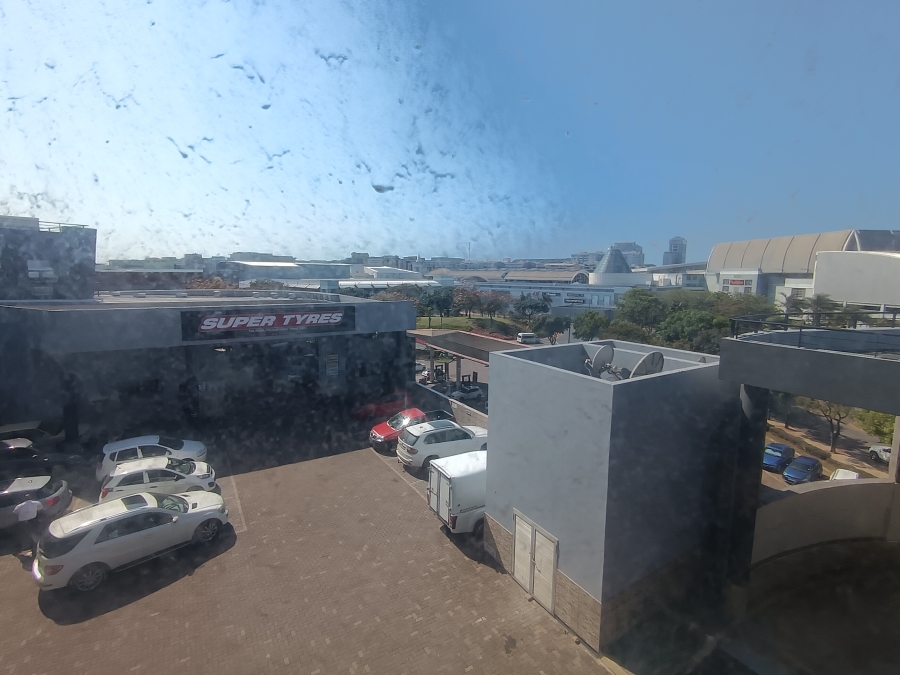 To Let Commercial Property for Rent in Umhlanga Ridge KwaZulu-Natal