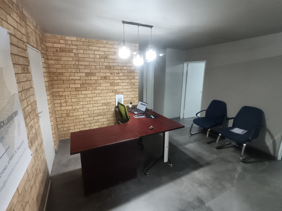 To Let Commercial Property for Rent in Umgeni Park KwaZulu-Natal
