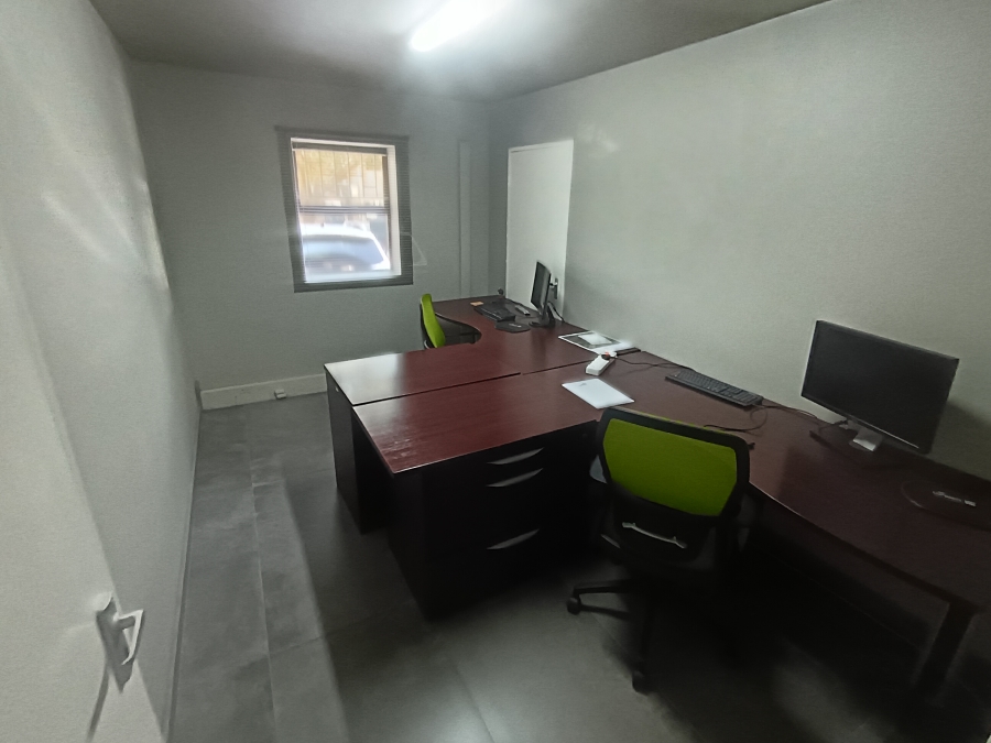 To Let Commercial Property for Rent in Umgeni Park KwaZulu-Natal