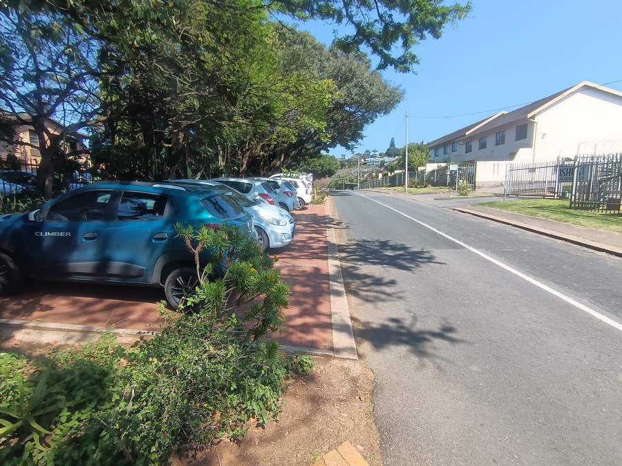 To Let Commercial Property for Rent in Umgeni Park KwaZulu-Natal