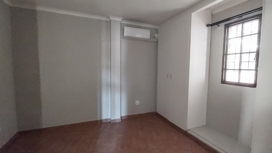 To Let 1 Bedroom Property for Rent in Umhlanga KwaZulu-Natal