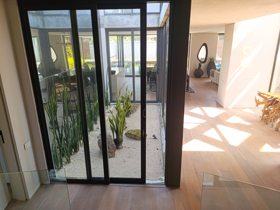 4 Bedroom Property for Sale in Hawaan Forest Estate KwaZulu-Natal