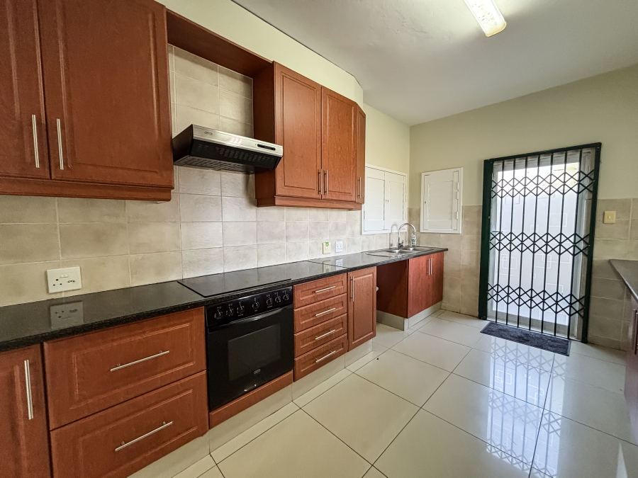 To Let 3 Bedroom Property for Rent in Westbrook KwaZulu-Natal