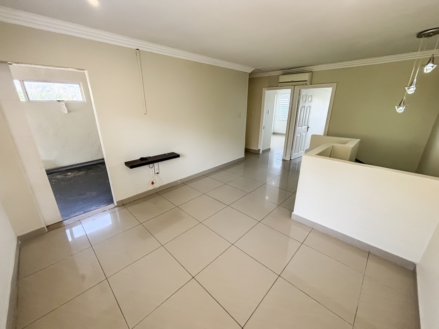 To Let 3 Bedroom Property for Rent in Westbrook KwaZulu-Natal