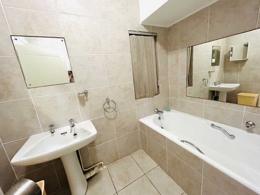 To Let 3 Bedroom Property for Rent in Umhlanga KwaZulu-Natal
