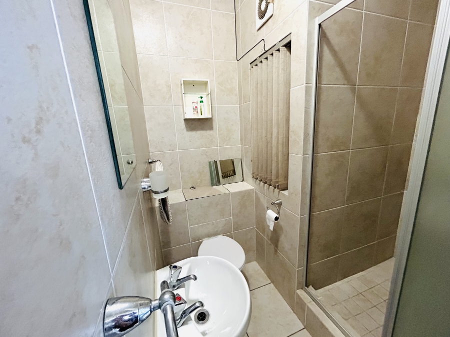 To Let 3 Bedroom Property for Rent in Umhlanga KwaZulu-Natal