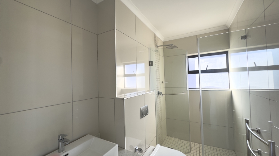 5 Bedroom Property for Sale in Izinga KwaZulu-Natal