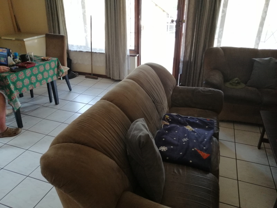 To Let 3 Bedroom Property for Rent in Escombe KwaZulu-Natal