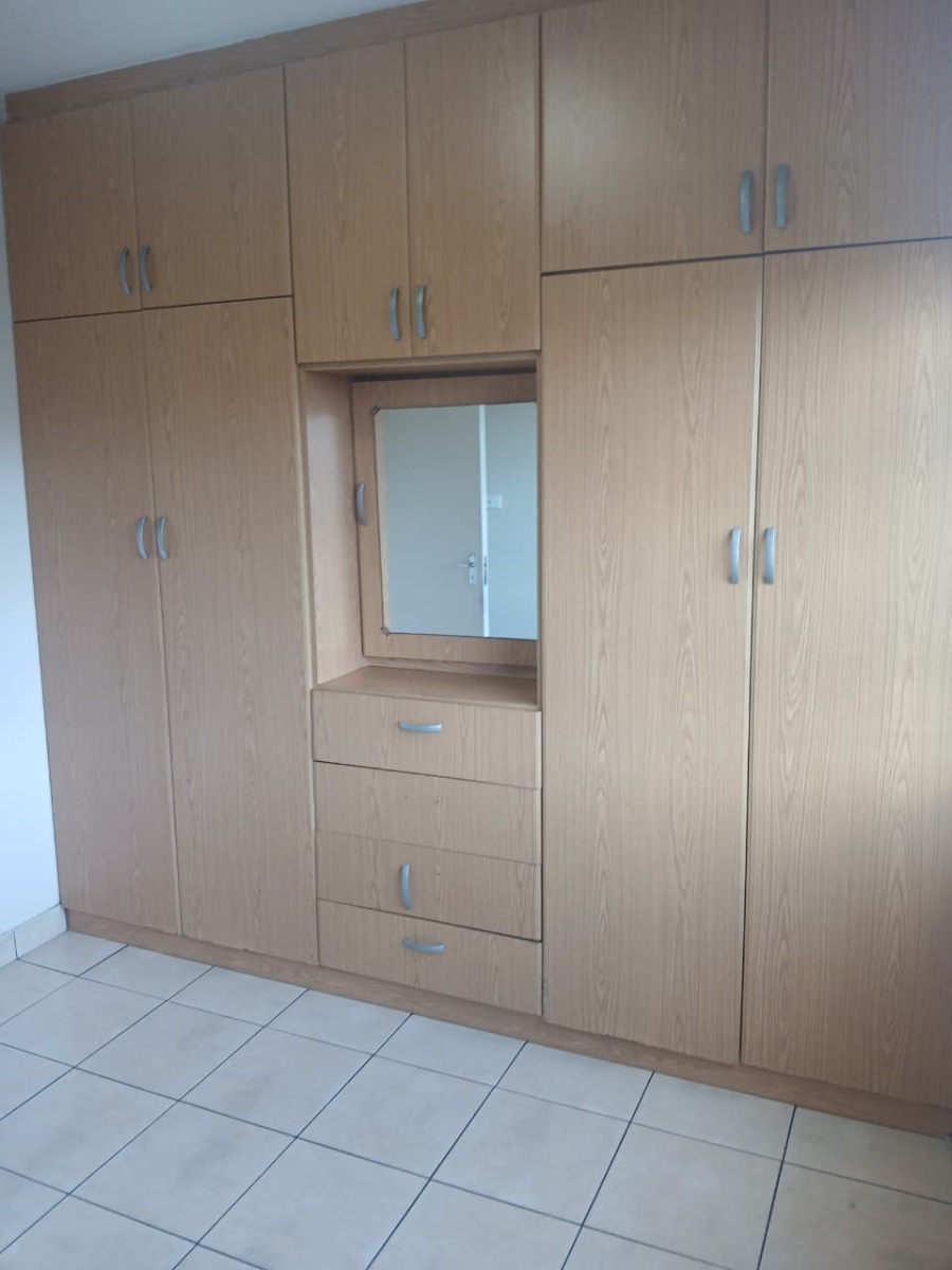 To Let 3 Bedroom Property for Rent in Grangetown KwaZulu-Natal