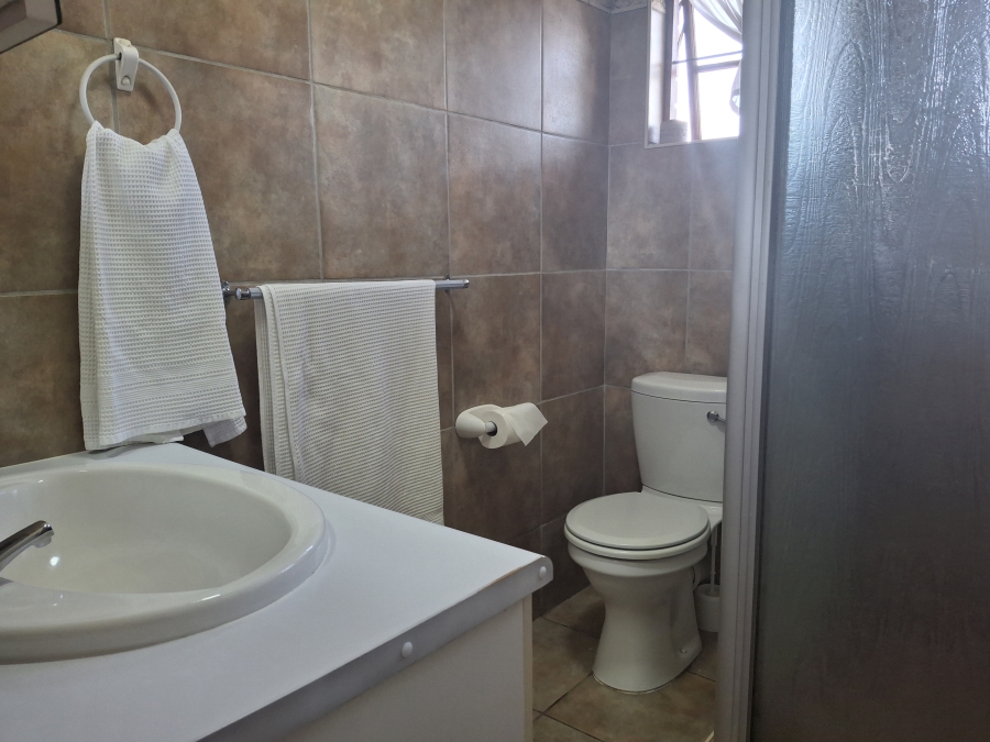3 Bedroom Property for Sale in Greendale KwaZulu-Natal