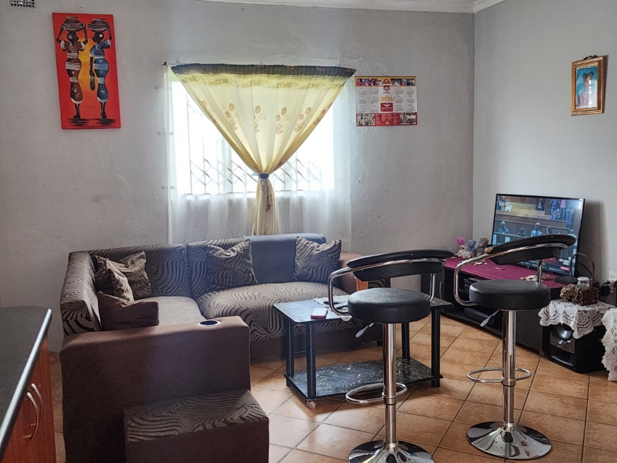 To Let 2 Bedroom Property for Rent in Croftdene KwaZulu-Natal