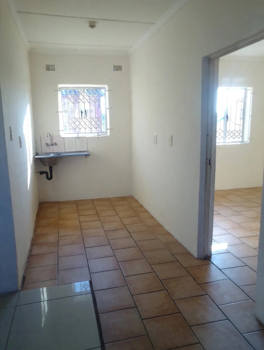 To Let 2 Bedroom Property for Rent in Croftdene KwaZulu-Natal