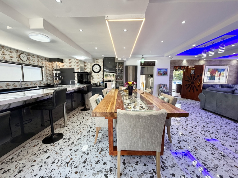 To Let 4 Bedroom Property for Rent in Ballito Central KwaZulu-Natal