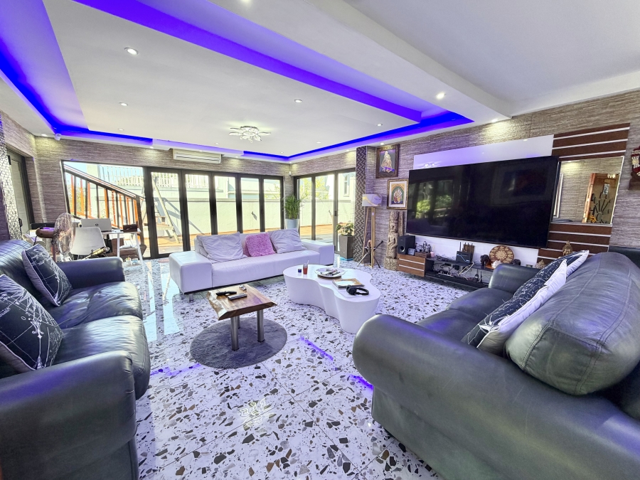 To Let 4 Bedroom Property for Rent in Ballito Central KwaZulu-Natal