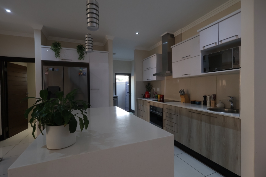 3 Bedroom Property for Sale in Izinga KwaZulu-Natal