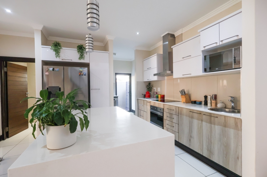 3 Bedroom Property for Sale in Izinga KwaZulu-Natal