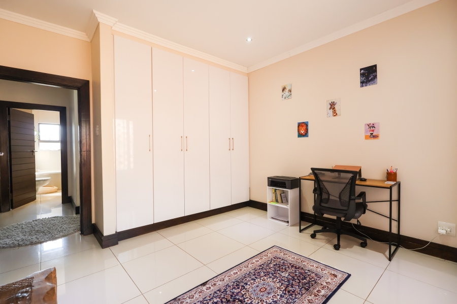3 Bedroom Property for Sale in Izinga KwaZulu-Natal