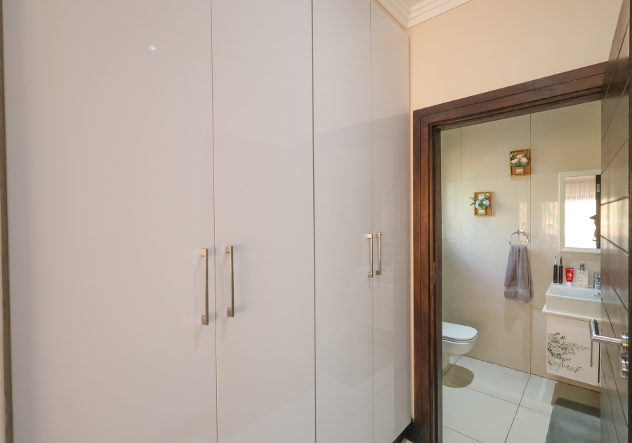 3 Bedroom Property for Sale in Izinga KwaZulu-Natal