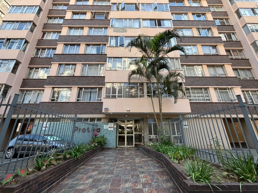 1 Bedroom Property for Sale in North Beach KwaZulu-Natal