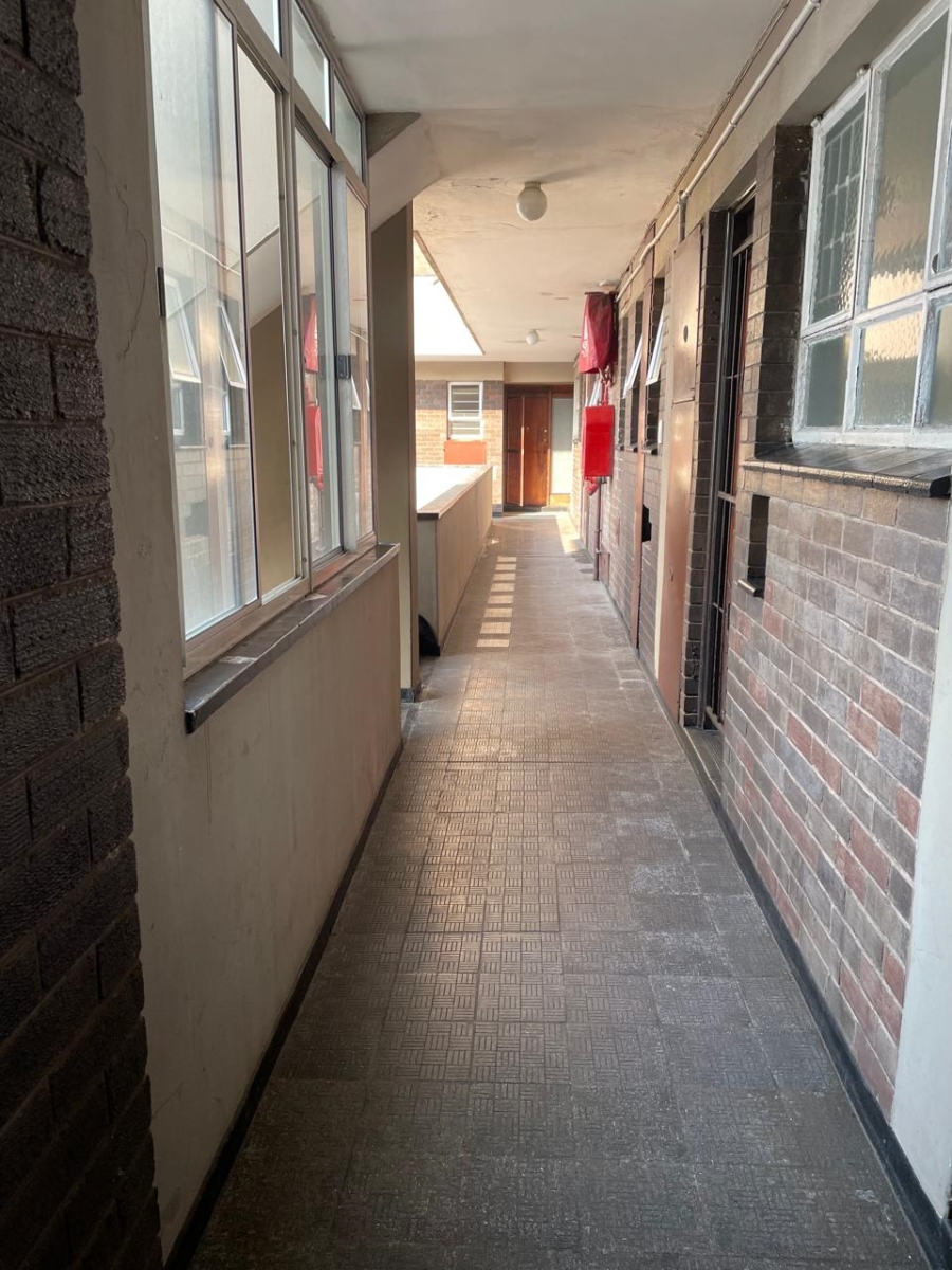 1 Bedroom Property for Sale in Esplanade KwaZulu-Natal