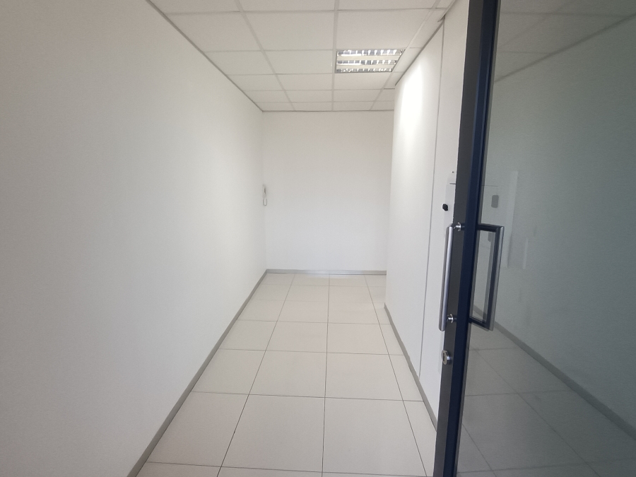 To Let Commercial Property for Rent in Umhlanga Ridgeside KwaZulu-Natal