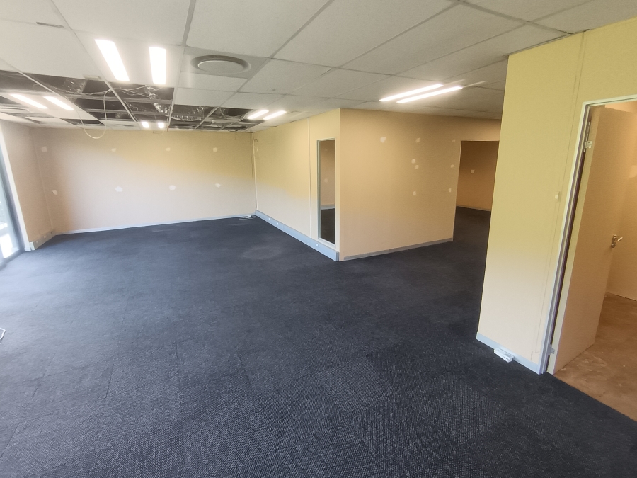 To Let Commercial Property for Rent in Riverhorse Valley KwaZulu-Natal