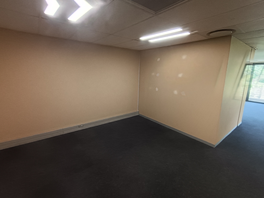 To Let Commercial Property for Rent in Riverhorse Valley KwaZulu-Natal