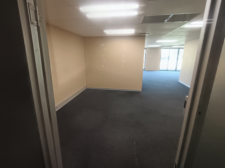 To Let Commercial Property for Rent in Riverhorse Valley KwaZulu-Natal